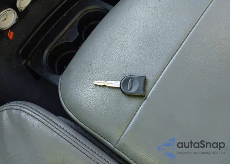 2013 Ford F-150 Xl из США, поврежденный, VIN 1FTMF1CM9DFD53117